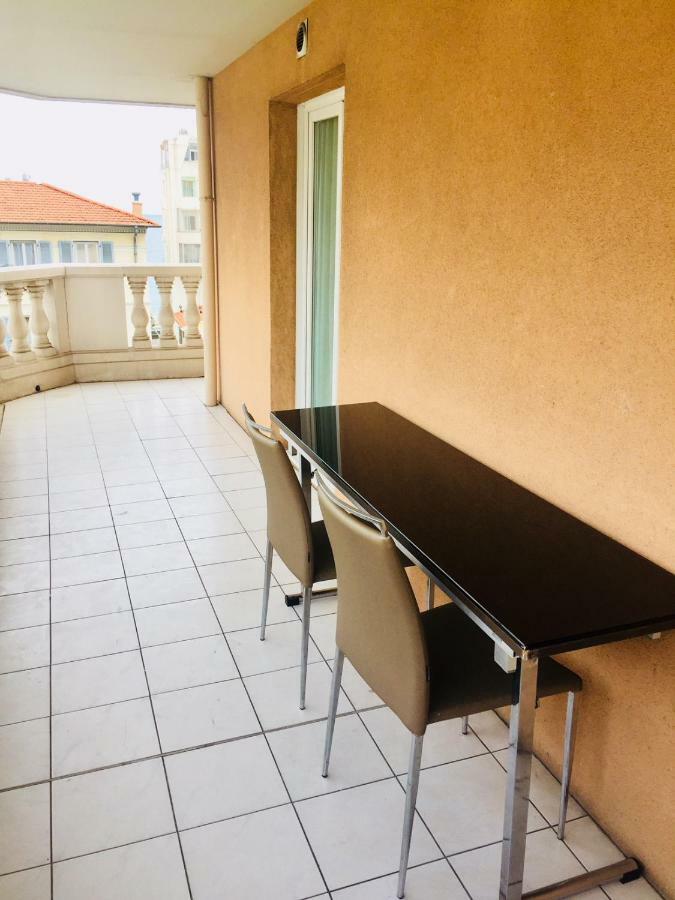 Les Domes Lägenhet Nice Exteriör bild